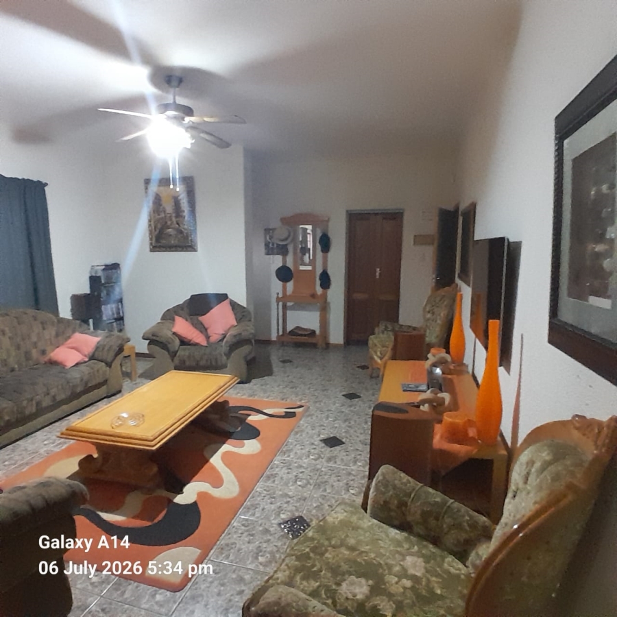 3 Bedroom Property for Sale in Safari Gardens North West